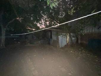 Se vende lote con propiedad en Escazú Centro 23-2767