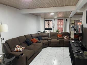 Venta de Casa en Alajuela. RAH 25-450