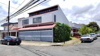 Venta de Casa en Zapote, San José. RAH 25-436