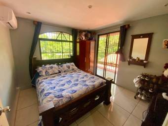 Venta de Casa en Garita, Alajuela. RAH 25-442