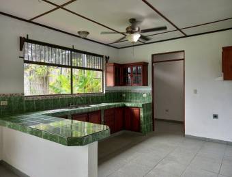 ALAJUELA ATENAS VENDO HERMOSA CASA $180.000