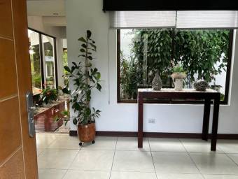 Venta de Casa en Barva, Heredia. RAH 25-462