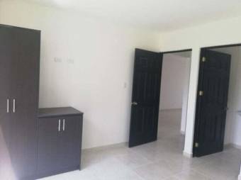 Se alquila apartamento en condominio de San Antonio de Alajuela 25-470