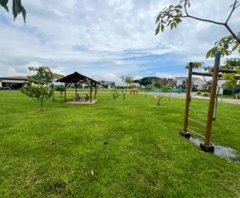 Casa a la venta en condominio Las Mesetas dentro de Cuidad Hacienda Los Reyes, La Guacima.