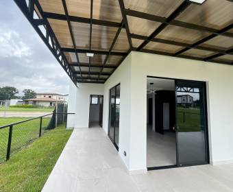 Casa a la venta en condominio Las Mesetas dentro de Cuidad Hacienda Los Reyes, La Guacima.