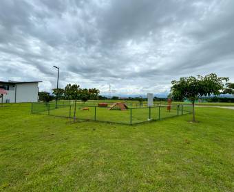 Casa a la venta en condominio Las Mesetas dentro de Cuidad Hacienda Los Reyes, La Guacima.