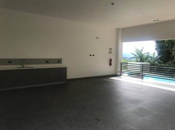 Se vende lote de 176m2 en lujoso condominio de Tres Ríos en la Unión 25-484