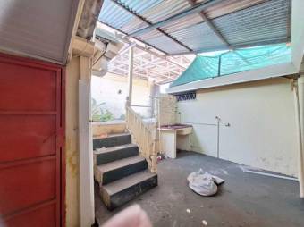 Se vende lote con 3 locales en San Antonio de Escazú 24-1368