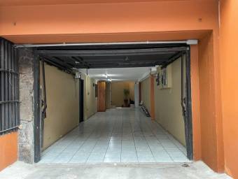 Venta de Casa  Oficinas en B Francisco Peralta, San José. RAH 23-609