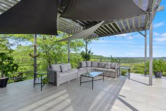 Casa  2 estudios con piscina y una impresionante vista al mar y la naturaleza