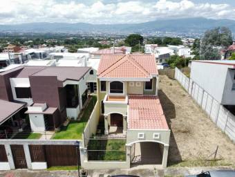 MLS-25-124 VENTA CASA SAN RAFAEL HEREDIA