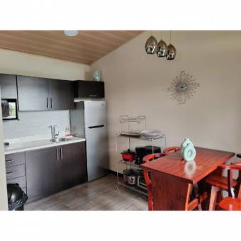 VENTA DE CASA USO MIXTO, CON APARTAMENTO, SAN JOSE, CORONADO 