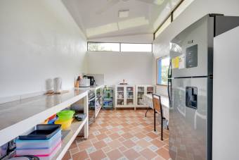 Main house and 4 rental cabins, in Matapalo, near Playa Grande