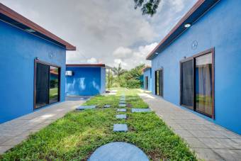 Main house and 4 rental cabins, in Matapalo, near Playa Grande