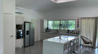 House on a large plot of 3770 m2 in Potrero, Guanacaste