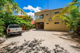 Hotel and restaurant located in Playa Grande