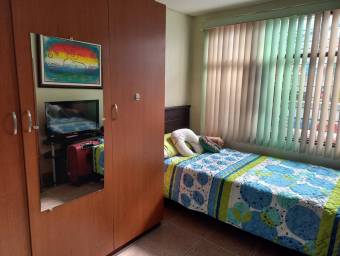 Venta de Casa en San Fco de Dos Ríos, San José. RAH 24-1188