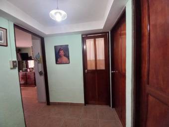 Venta de Casa en San Fco de Dos Ríos, San José. RAH 24-1188