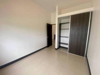 Se vende espaciosa casa con patio y terraza en Escazu San Jose A25-335