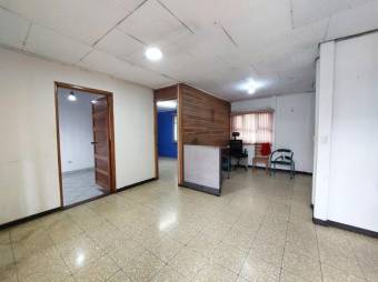 Se vende propiedad con uso de suelo comercial en Heredia Heredia A24-1073