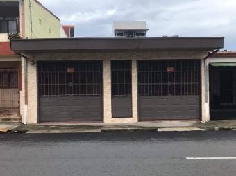 Se vende espaciosa casa con uso de suelo mixto en Heredia Heredia A23-1223