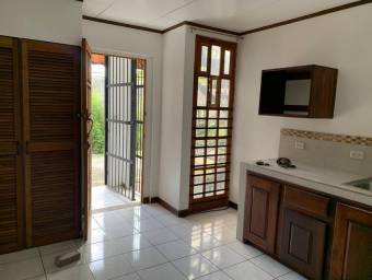 Alquiler de Apartamento Tipo Estudio en Uruca, Santa Ana. RAH 25-571