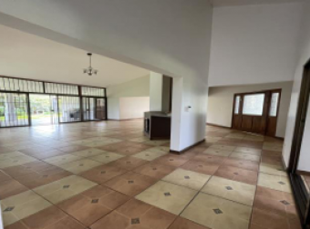 CityMax Vende Casa en San Isidro de Heredia 