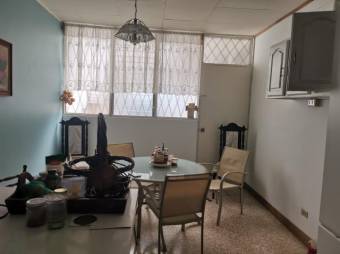 Se vende propiedad con 4 apartamentos en Merced San Jose A23-1549