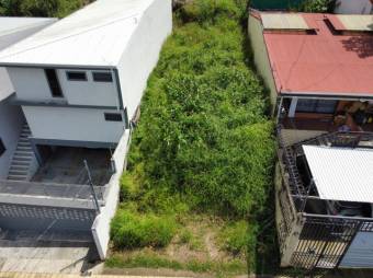 Se vende lote de 258m2 con uso de suelo mixto en San Antonio de Belén 25-567