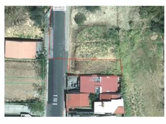 Se vende lote de 258m2 con uso de suelo mixto en San Antonio de Belén 25-567