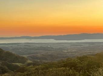 Hermosa finca de 3 hectáreas, Miramar, Puntarenas 