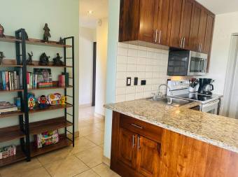 Exclusive Condo in Villareal 10 Minutes from Tamarindo