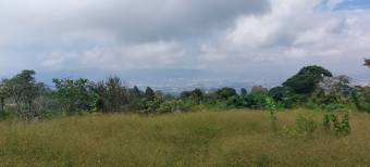 Se vende terreno en San Rafael de Montes de Oca