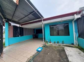 Se vende espaciosa casa en Guácima de Alajuela 25-437