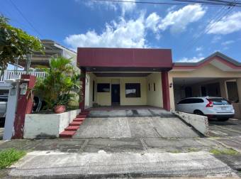 Casa en Condominio Agua Clara Desamparados, Alajuela