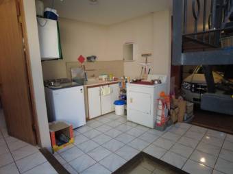 Se vende casa con uso de suelo mixto en San Roque Barva A24-1155