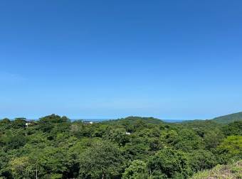 Lote con vista al mar y terraza, en Playa Grande