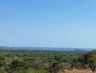 Lote con vista al mar y terraza, en Playa Grande