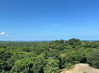 Lote con vista al mar y terraza, en Playa Grande