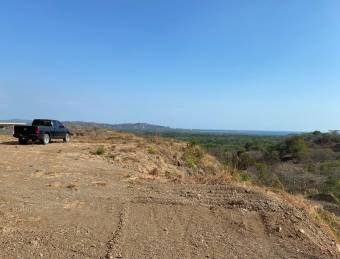 Lote con vista al mar y terraza, en Playa Grande