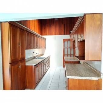 VENTA DE CASA, ALAJUELA, CENTRO, LA TRINIDAD 