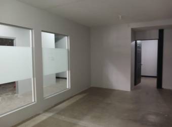 Oficinas en Pozos  Renta Oficina/ofibodega de 247m2 en Pozos de Santa Ana