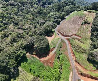 Lote a la venta en Atenas de Alajuela.