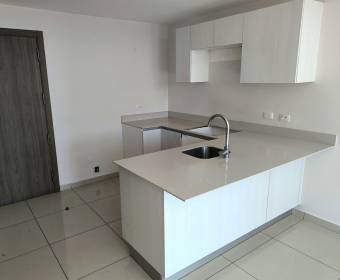 Apartamento a la venta en condominio Bambú Rivera en 5 Esquinas de Tibás, San José. 