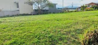 Se vende lote plano de 385m2 en Barva de Heredia 24-818