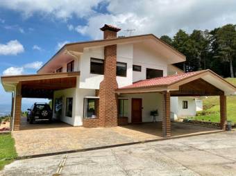 Se vende finca de 14.9 Hectáreas en Santa Barbara Heredia 23-2274