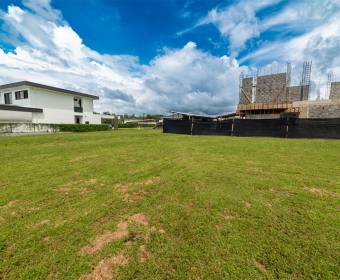 Lote a la venta en condominio Madero Negro en La Guacima, Alajuela.