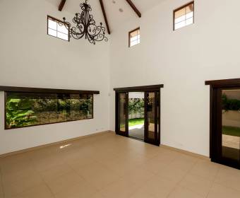 4 bedroom house for sale in Hacienda Del Sol, Santa Ana.