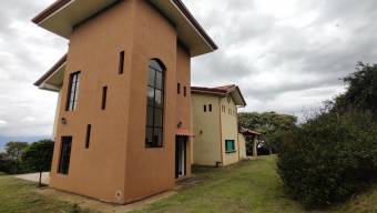 Se venden lote y casa en San Rafael de Heredia 23-414