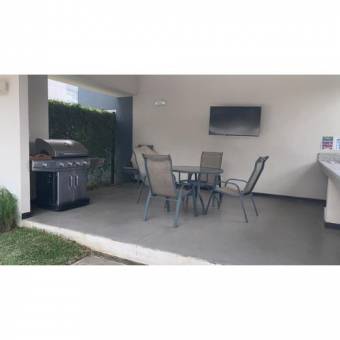 ALQUILER DE APARTAMENTO AMUEBLADO Y EQUIPADO EN SANTA ANA, SAN JOSÉ